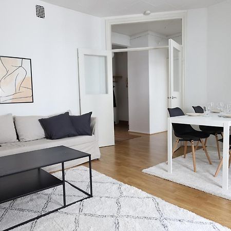 2Ndhomes Cozy And Quiet 2Br Apartment By The Esplanade Park Helsingfors Eksteriør bilde