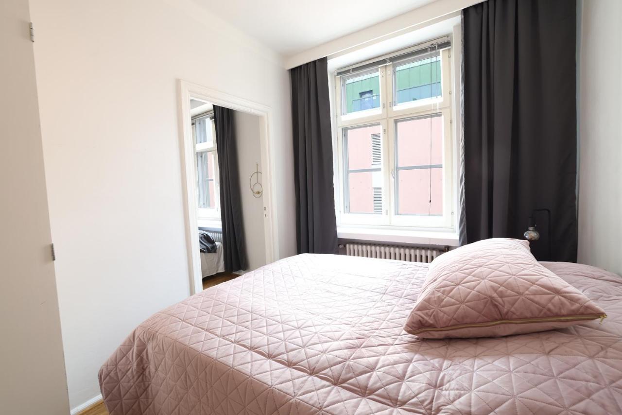 2Ndhomes Cozy And Quiet 2Br Apartment By The Esplanade Park Helsingfors Eksteriør bilde