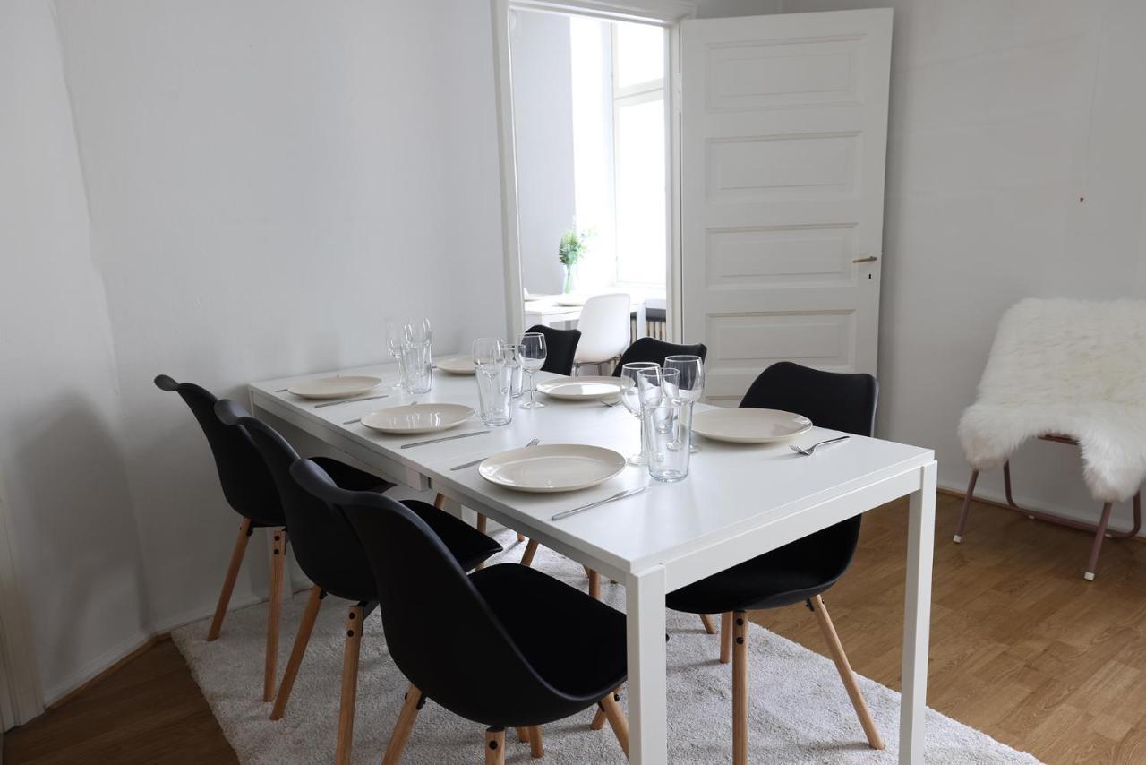2Ndhomes Cozy And Quiet 2Br Apartment By The Esplanade Park Helsingfors Eksteriør bilde